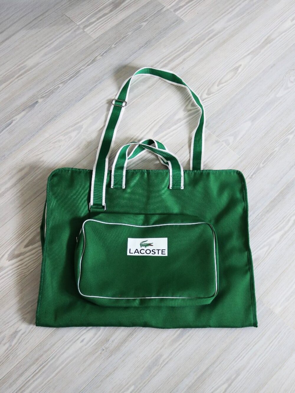 LACOSTE Garment Bag Green Zip & Carry Weekender Bag 34" Luggage Travel Softshell
